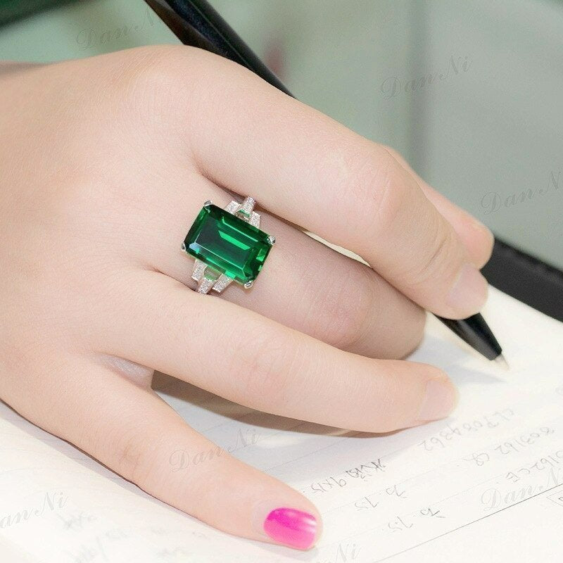 Sterling Silver Big Emerald Green Rectangle Ring