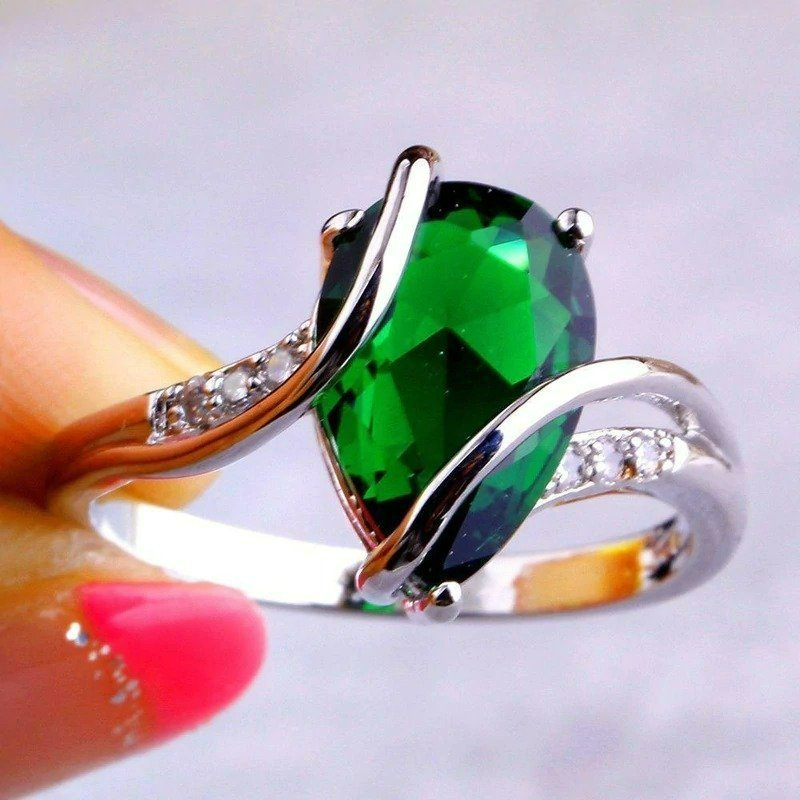 925 Sterling Silver Big Emerald Green Teardrop Ring