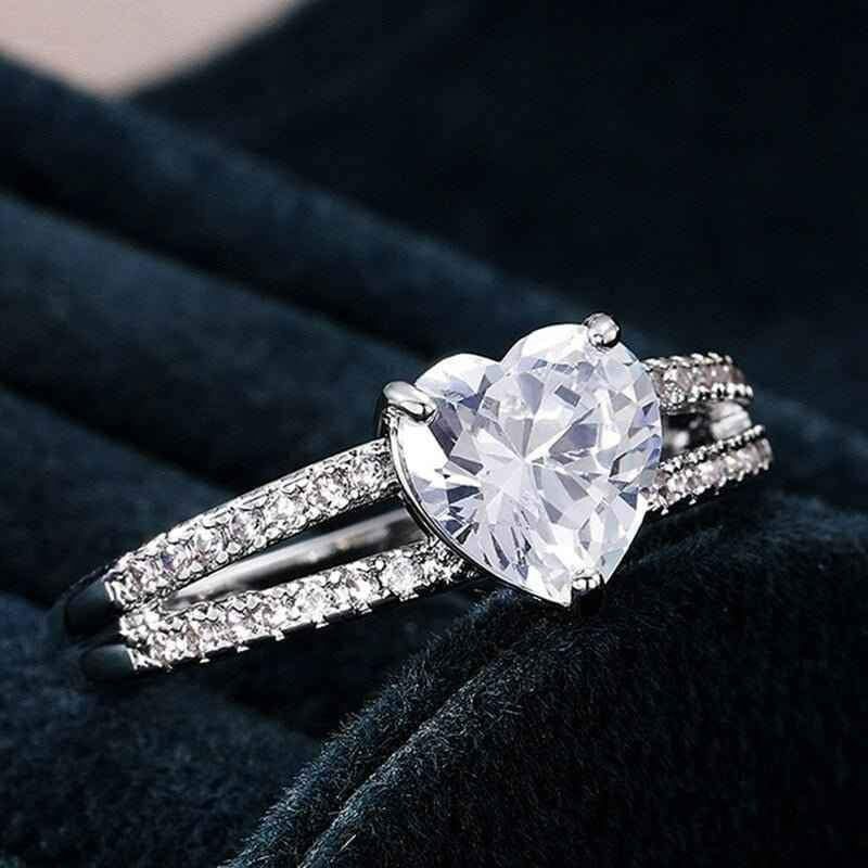 925 Sterling Silver Heart Shaped Crystal Elegant Ring