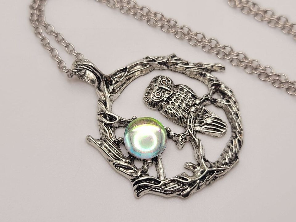 Vintage Wired Owl Handmade Moonstone Silver Necklace