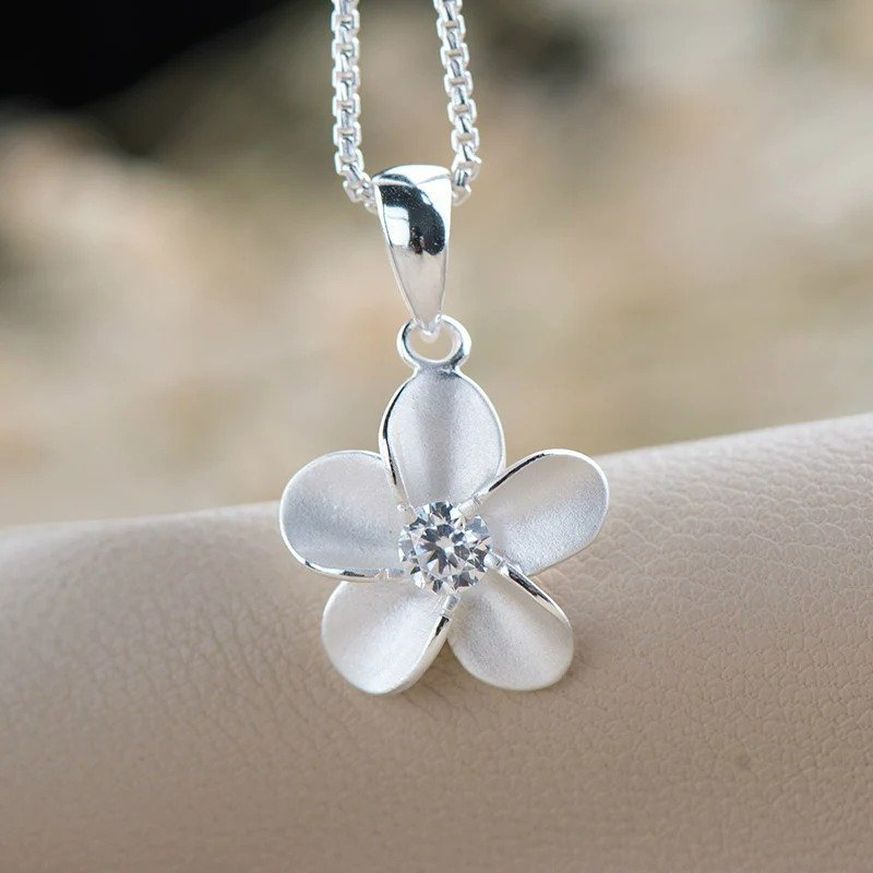 White Floral Flower Silver Necklace & Chain