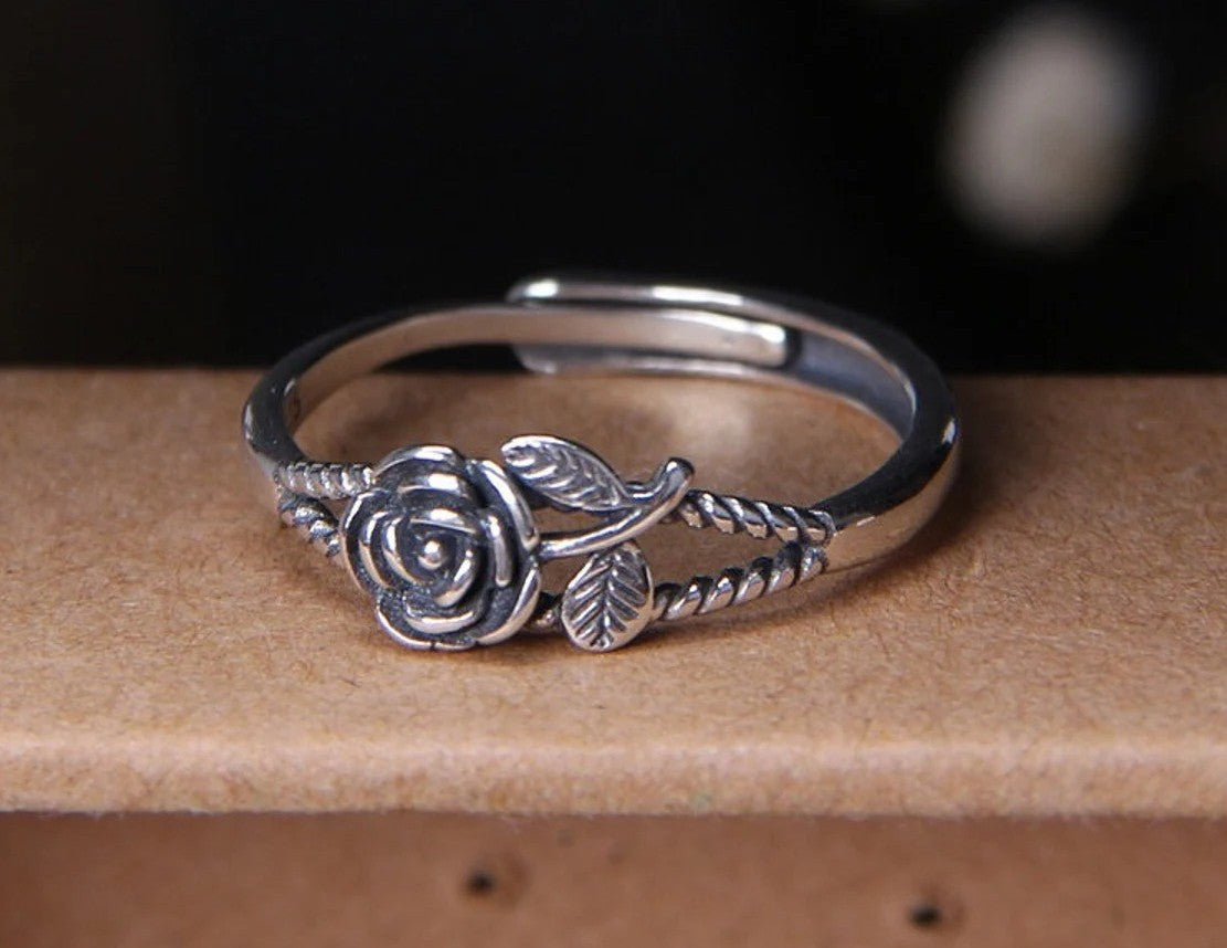 Vintage Silver Rose Flower Cocktail Ring