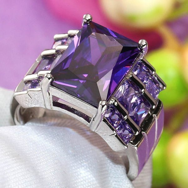 Sterling Silver Purple Amethyst Gemstone Ring