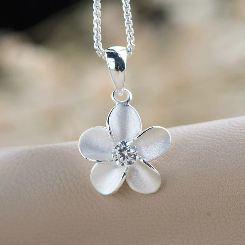 Dainty Silver Flower Necklace | Aesthetic Floral Pendant Chain Jewelry Gift for Women