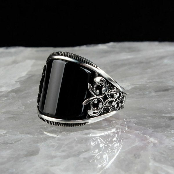 Men's Retro Curved Black Onyx Silver Ring