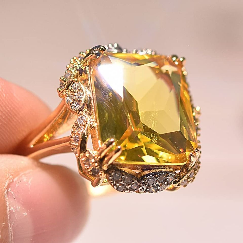 Huge Princess-Cut Yellow Gold Citrine Ring