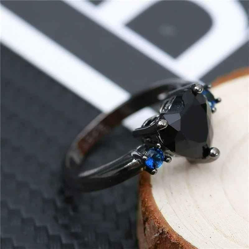 925 Sterling Silver Black Heart Blue Sapphire Ring