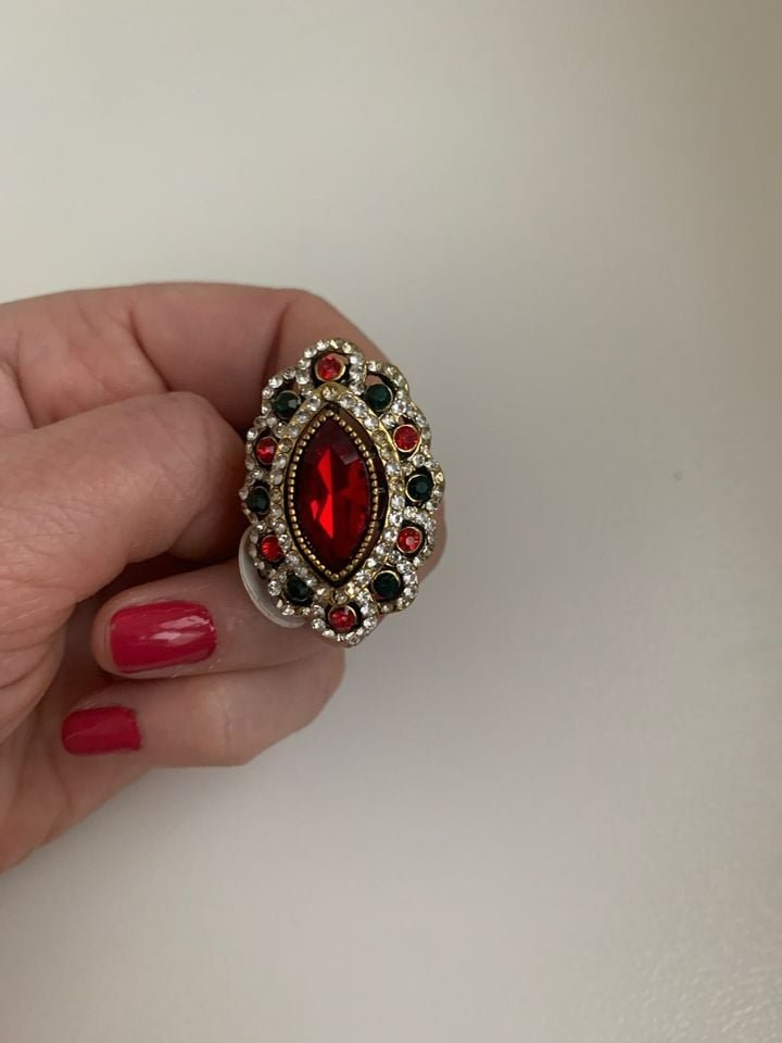 32mm Vintage Red Glass Antique Gold Tibet Ring