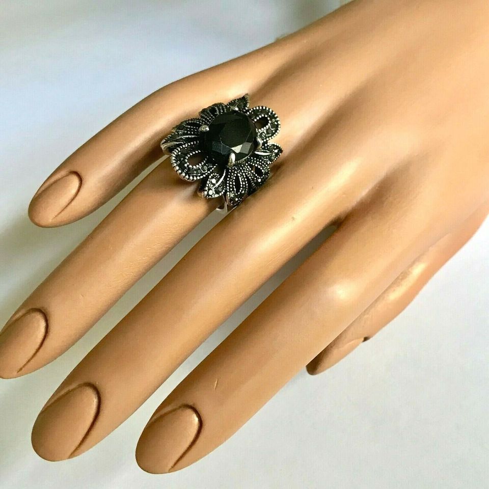 28mm Vintage Black Resin Hollow Out Flower Silver Ring