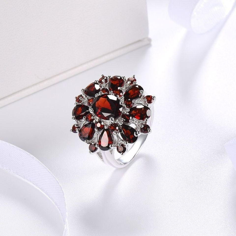 Vintage Dark Red Garnet Silver Faceted Flower Ring