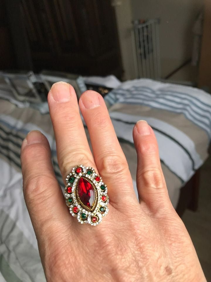 32mm Vintage Red Glass Antique Gold Tibet Ring