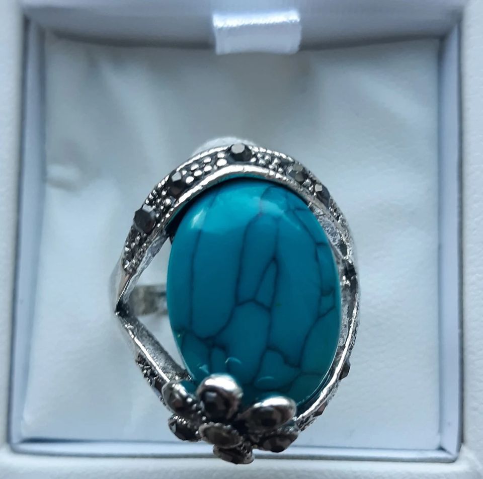 Vintage Blue Turquoise Flower Retro Silver Tibet Ring