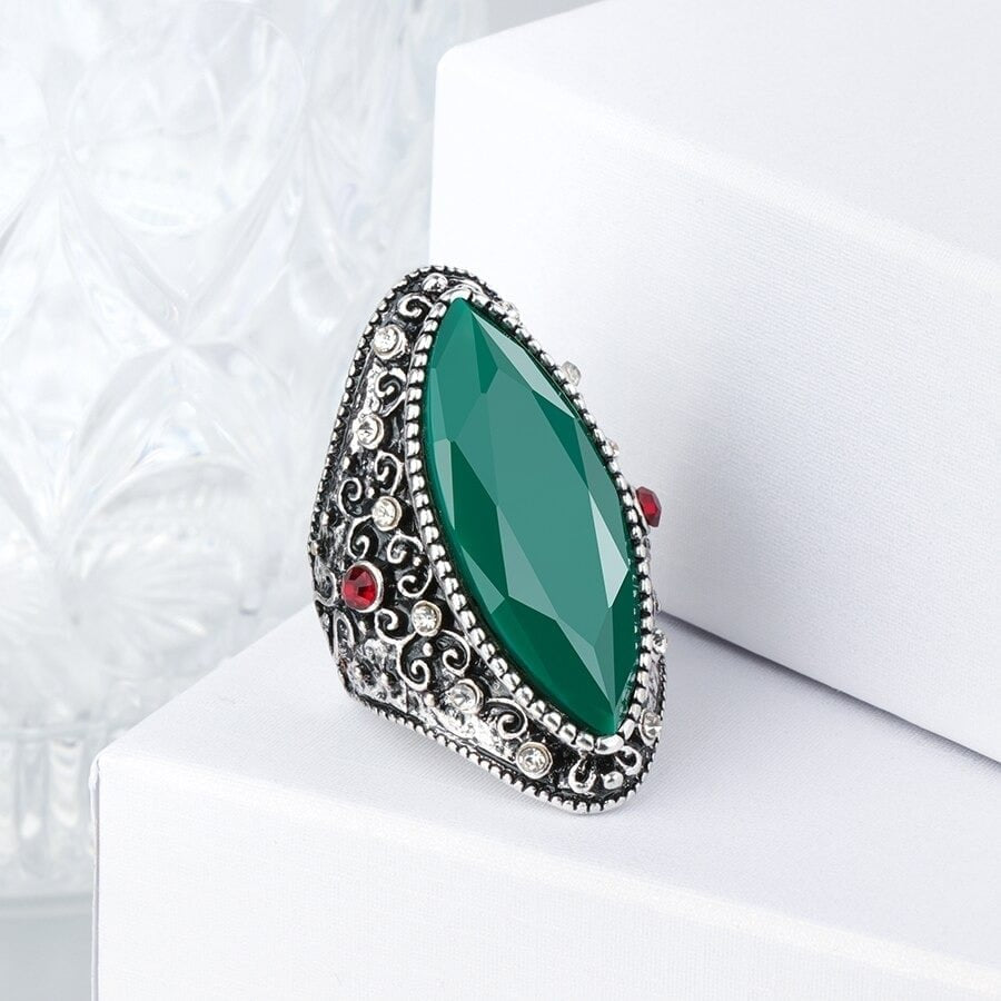 Vintage Turkish Big Textured Green Antique Silver Ring