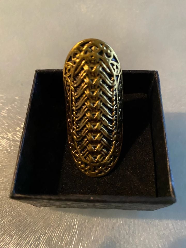 Huge 47mm Vintage Classical Antique Gold Ring