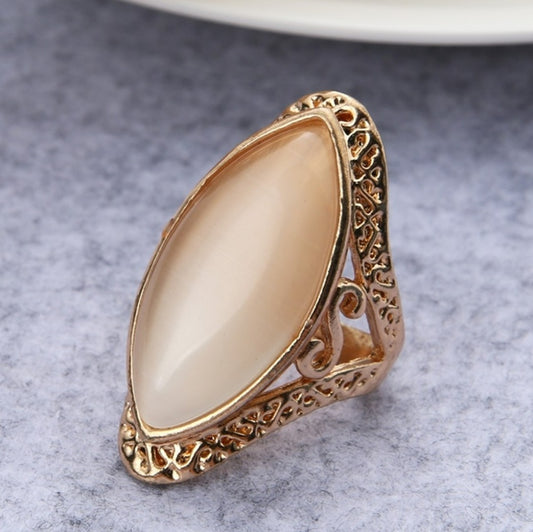 27mm Oval White Hollow Cat's Eye Antique Gold Ring