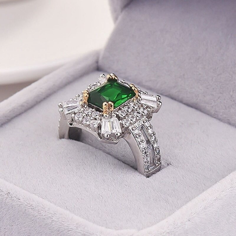 Vintage Green & White Floral Antique Silver Art Deco Ring