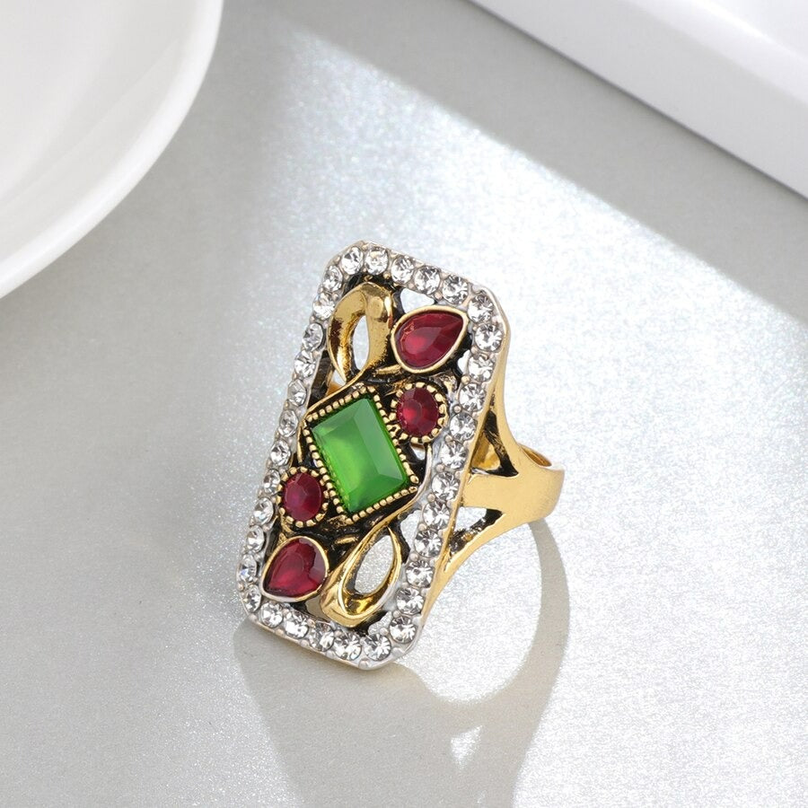 Big Vintage Green & Red Mosaic Antique Gold Ethnic Ring