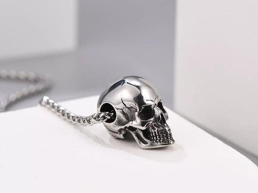 Men's Gothic Skull Pendant Silver Necklace & 24" Chain