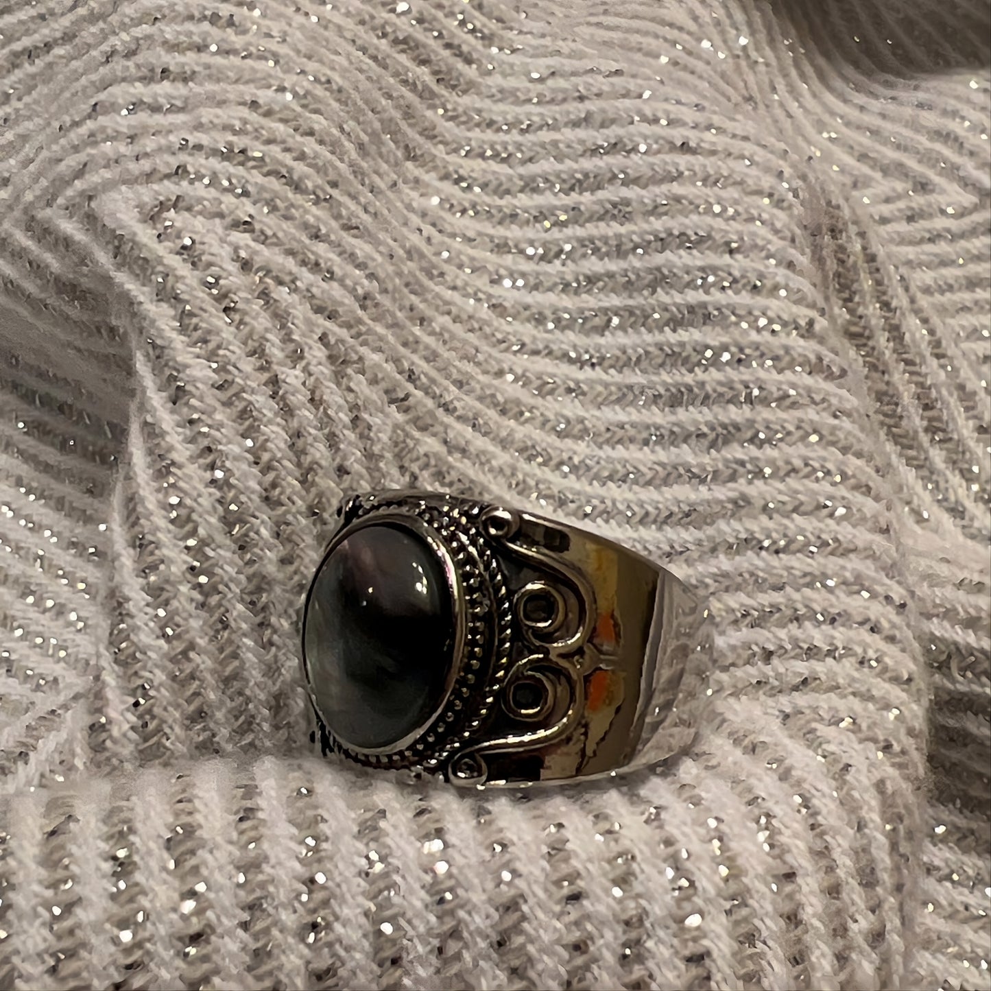 Vintage Iridescent Natural Labradorite Silver Ring