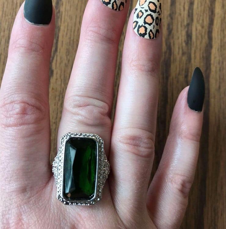 Vintage Emerald Green Cut Retro Hollow Antique Celtic Silver Ring