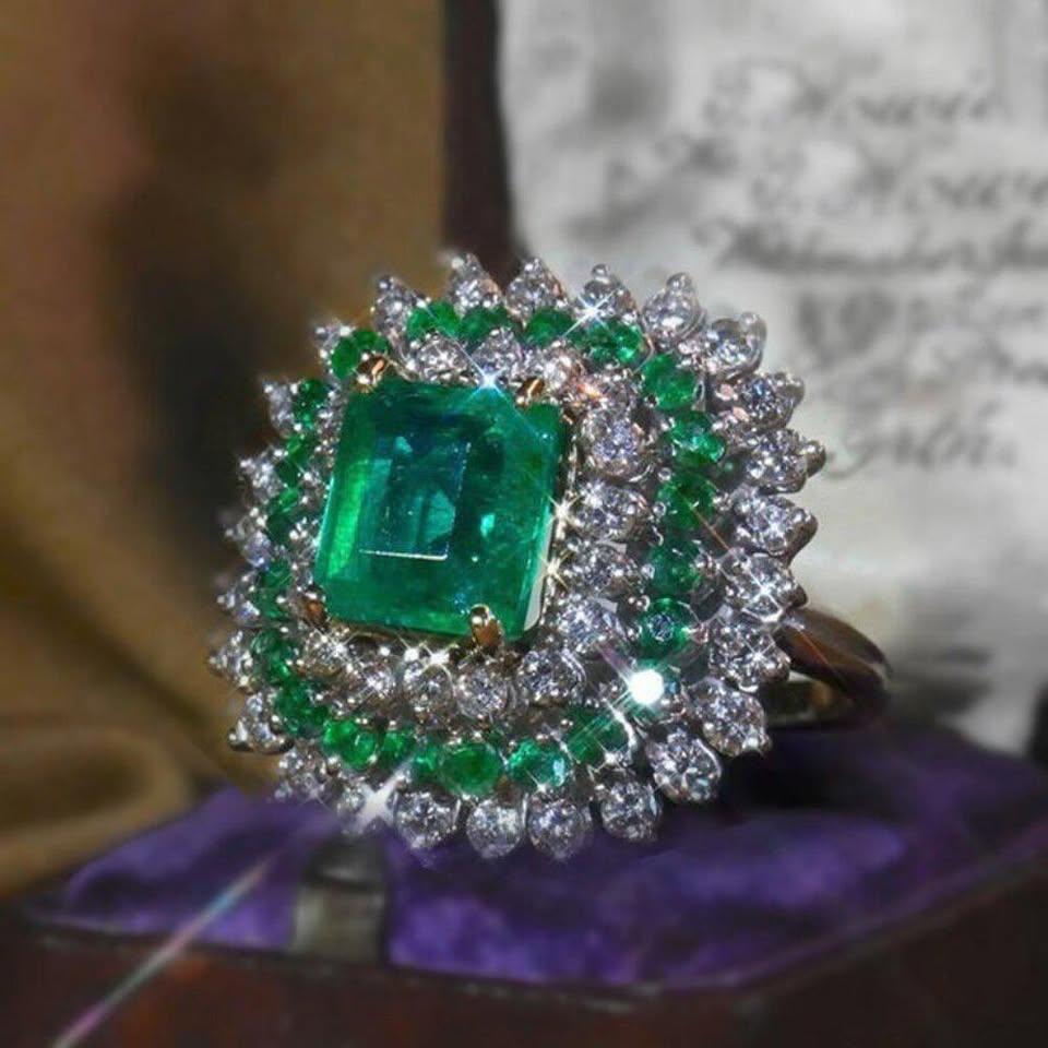 Vintage Emerald & White Sapphire Antique Silver Art Deco Ring