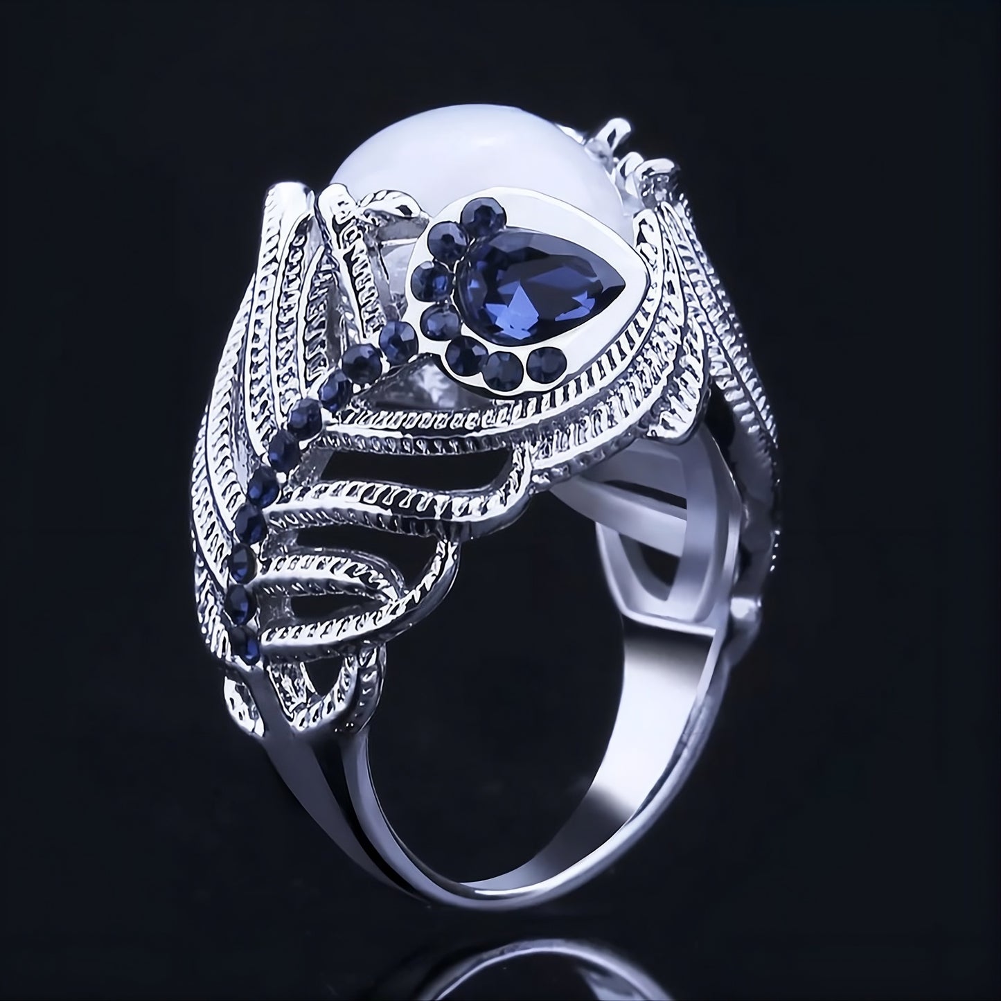 Vintage White Opal Cat Eye Hollow Silver Ring