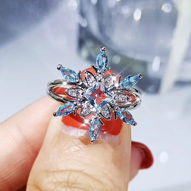 Elegant Blue & White Crystals Snowflake Silver Ring