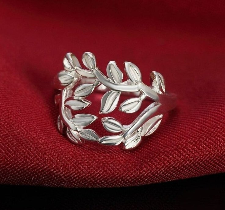 925 Sterling Silver Foliage Of The Tree Branch Leaf Ring