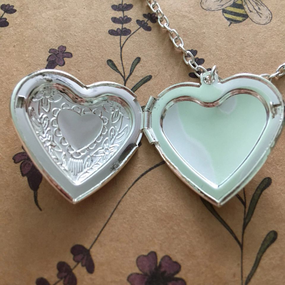 Heart Shaped Opening Locket Silver Necklace & Chain