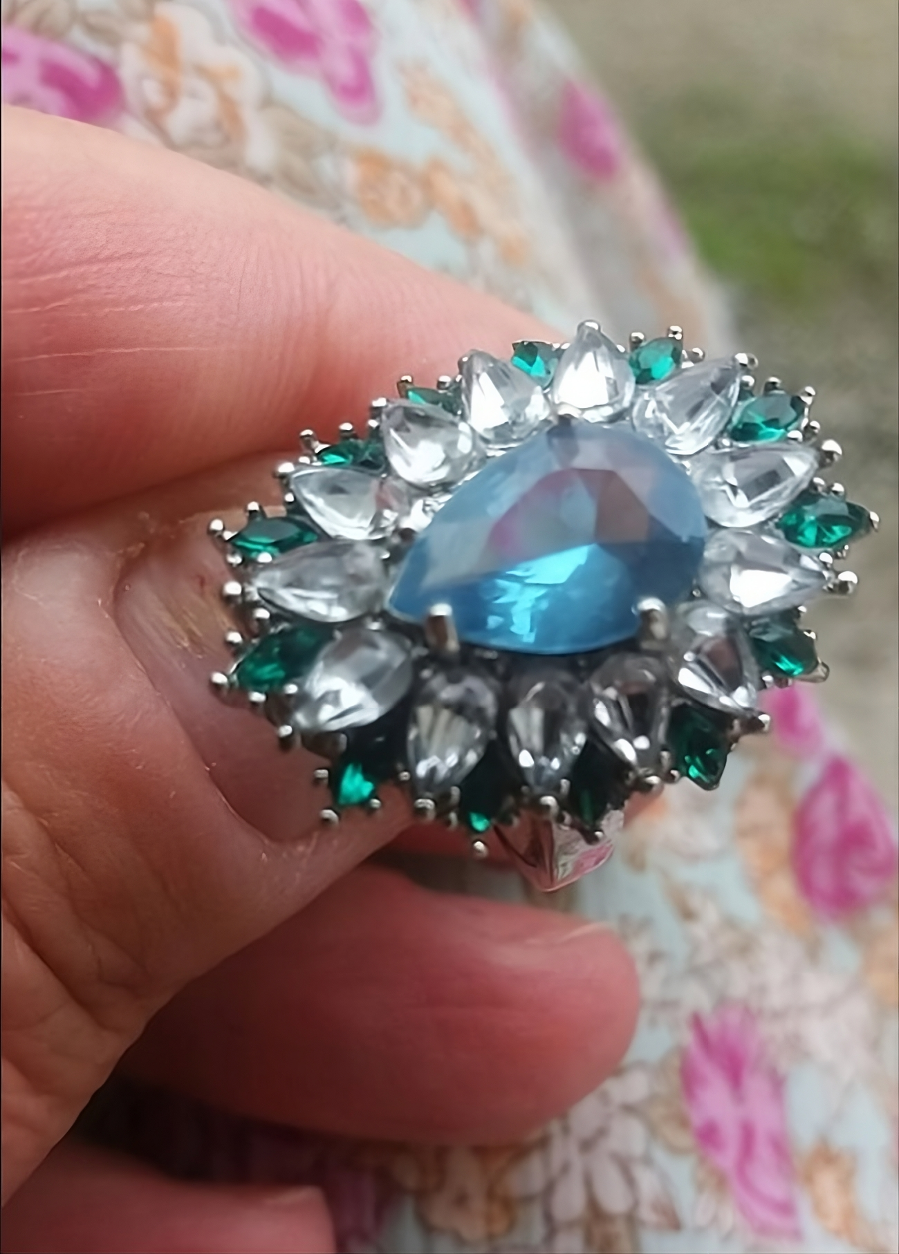 25mm Pear Cut Blue Water Drop Emerald Topaz Flower Ring
