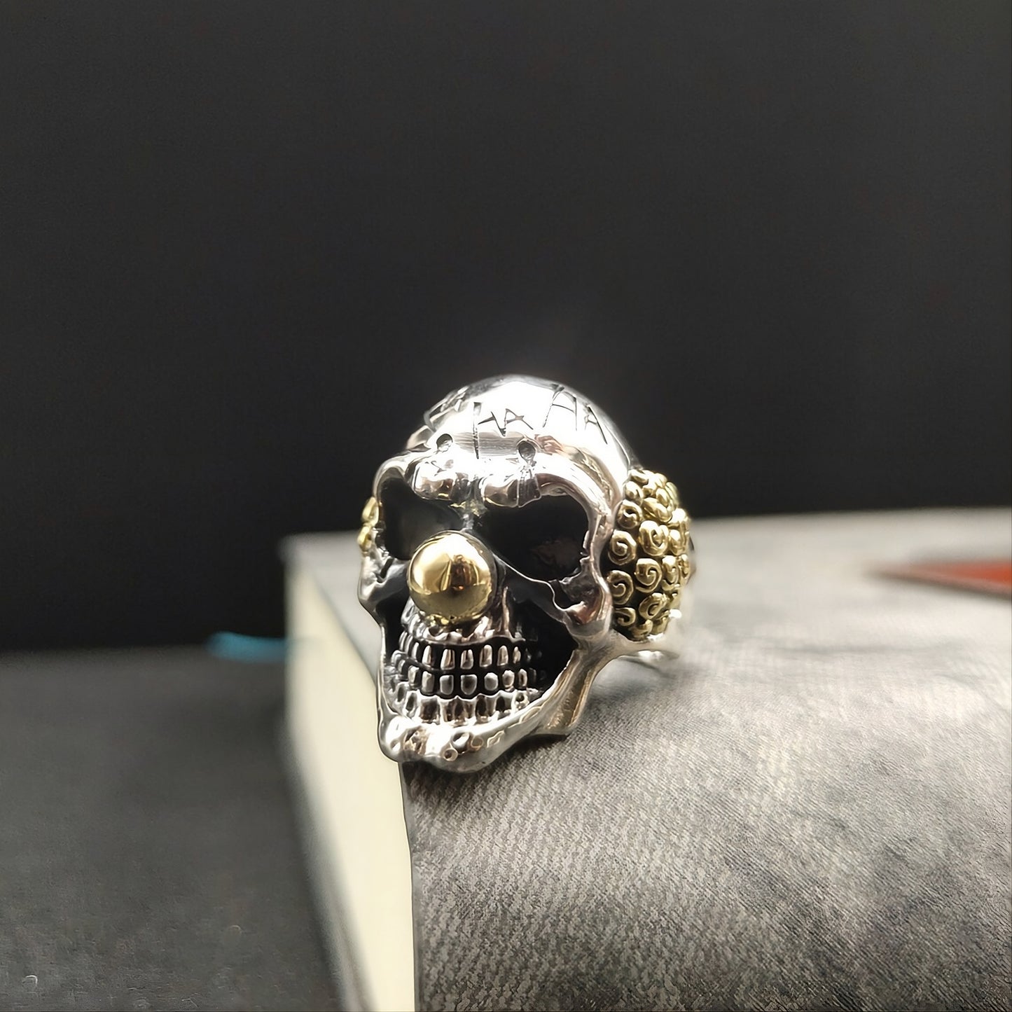 Laughing Clown Skull Head "HA HA HA" Retro Ring