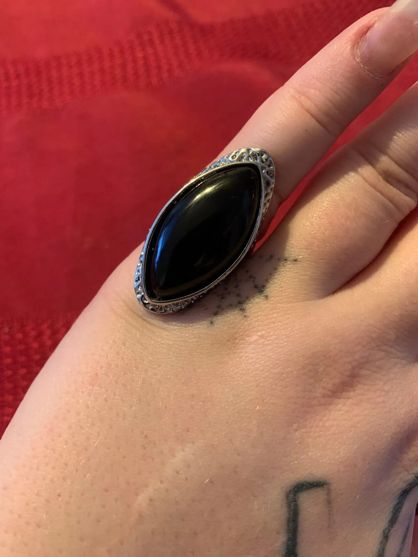 Natural Black 27mm Stone Hollow Antique Silver Ring