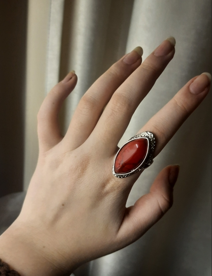 Natural Red 27mm Stone Hollow Antique Silver Ring