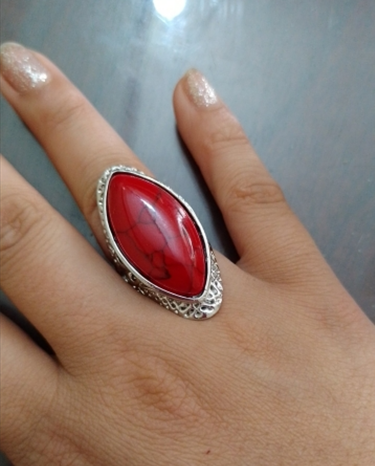 Natural Red 27mm Stone Hollow Antique Silver Ring