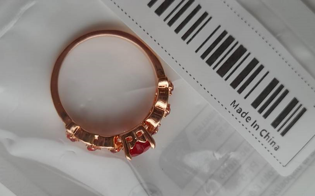 Red Heart Shape CZ Crystal Hollow Rose Gold Ring