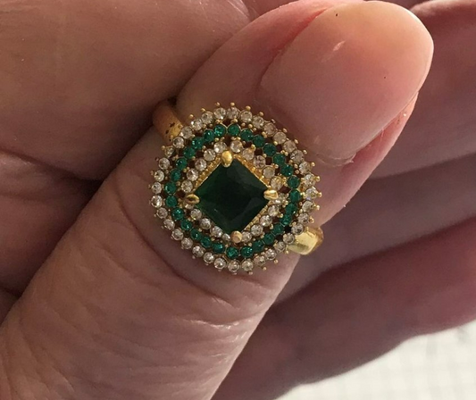 Vintage Emerald & White Sapphire Antique Gold Art Deco Ring