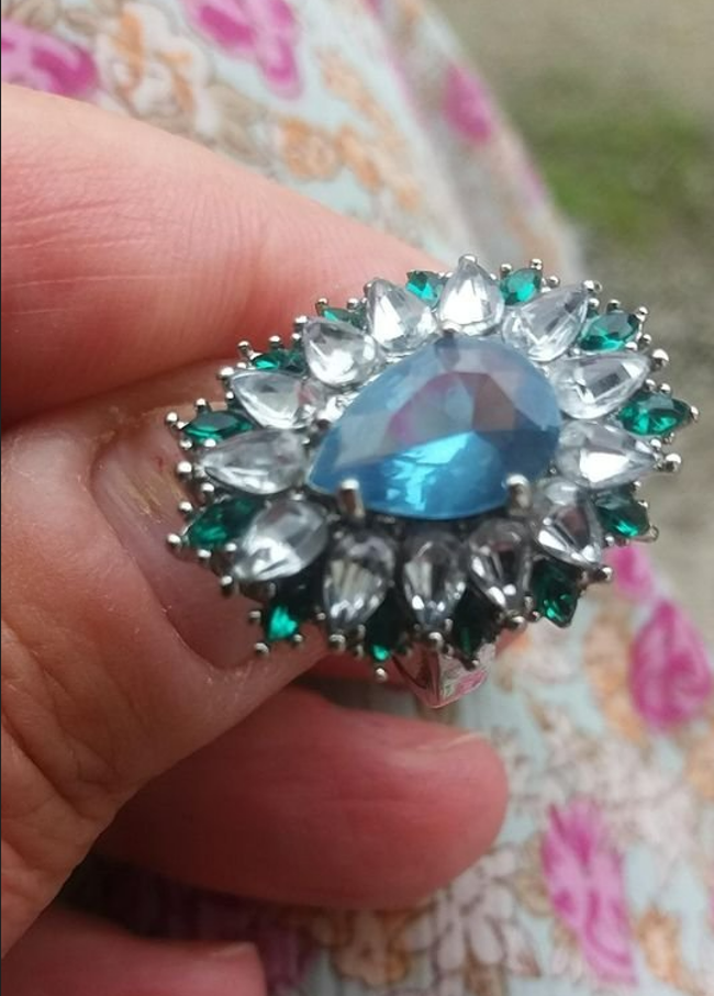 25mm Pear Cut Blue Water Drop Emerald Topaz Flower Ring