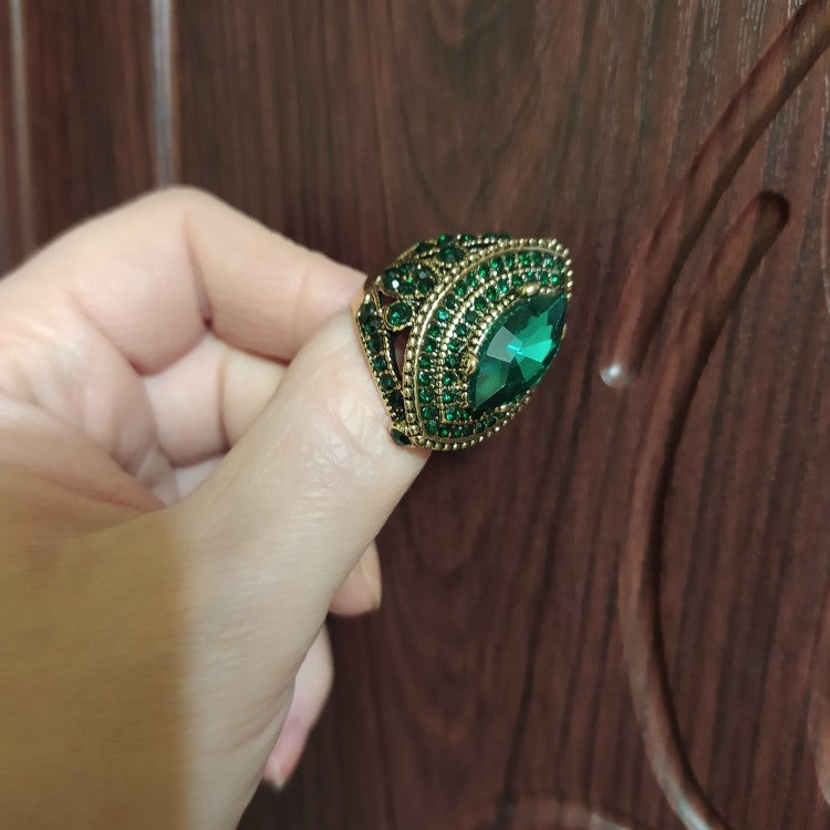 Vintage Bulgaria Green Marquise Antique Gold Ethnic Ring