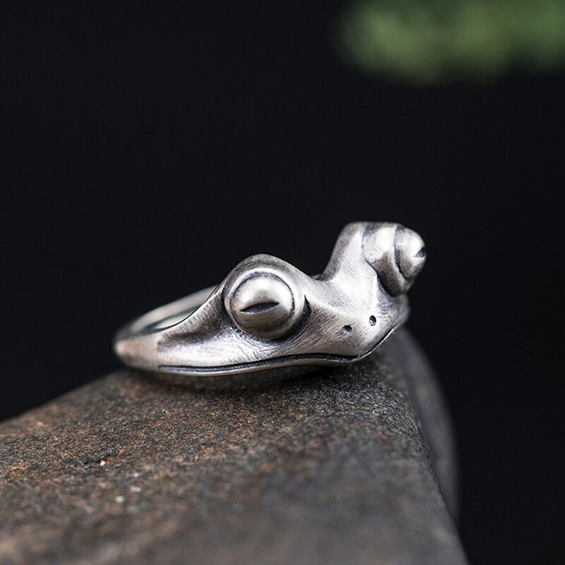 Creative Frog Unique Silver Open Retro Ring