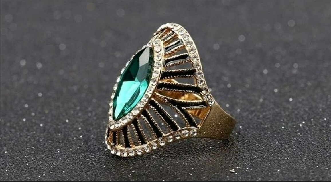 Green Marquise Crystal Black Enamel Antique Gold Ring