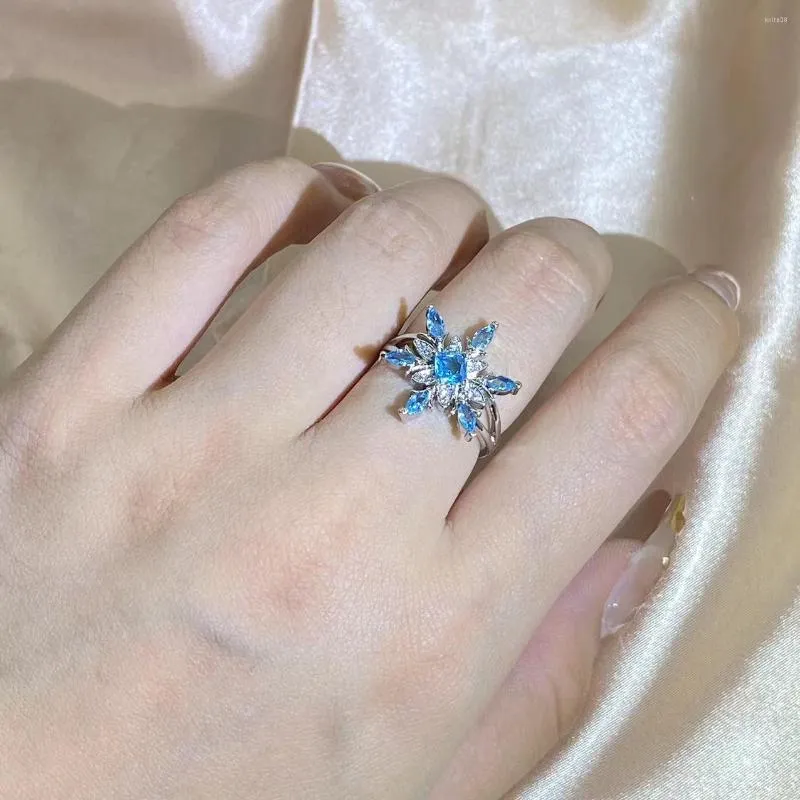 Elegant Blue & White Crystals Snowflake Silver Ring