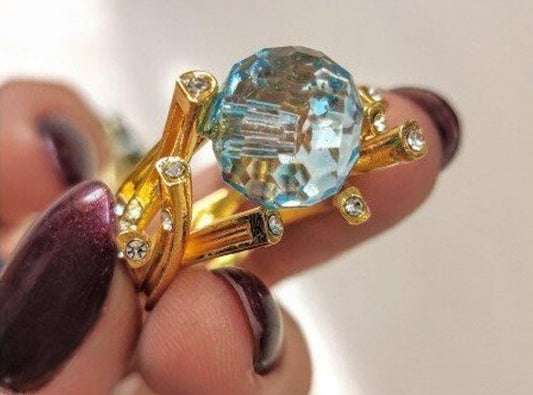 Creative Blue Crystal Ball Cocktail Golden Branch Ring