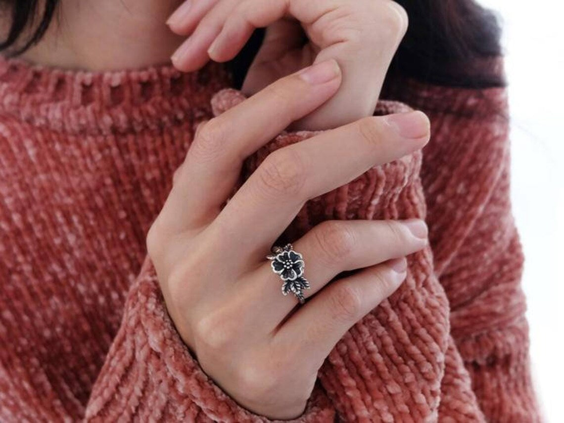 Vintage Rose Flower Leaf Retro Silver Ring