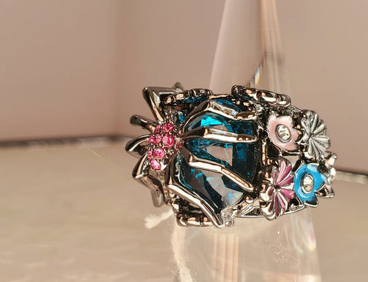 Handmade Wicked Spider Blue Crystal Flower Ring