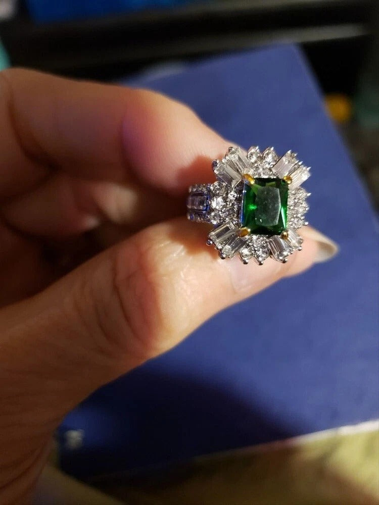 Vintage Green & White Floral Antique Silver Art Deco Ring
