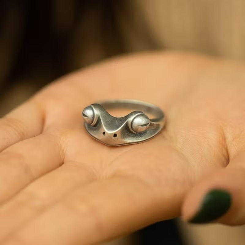 Creative Frog Unique Silver Open Retro Ring