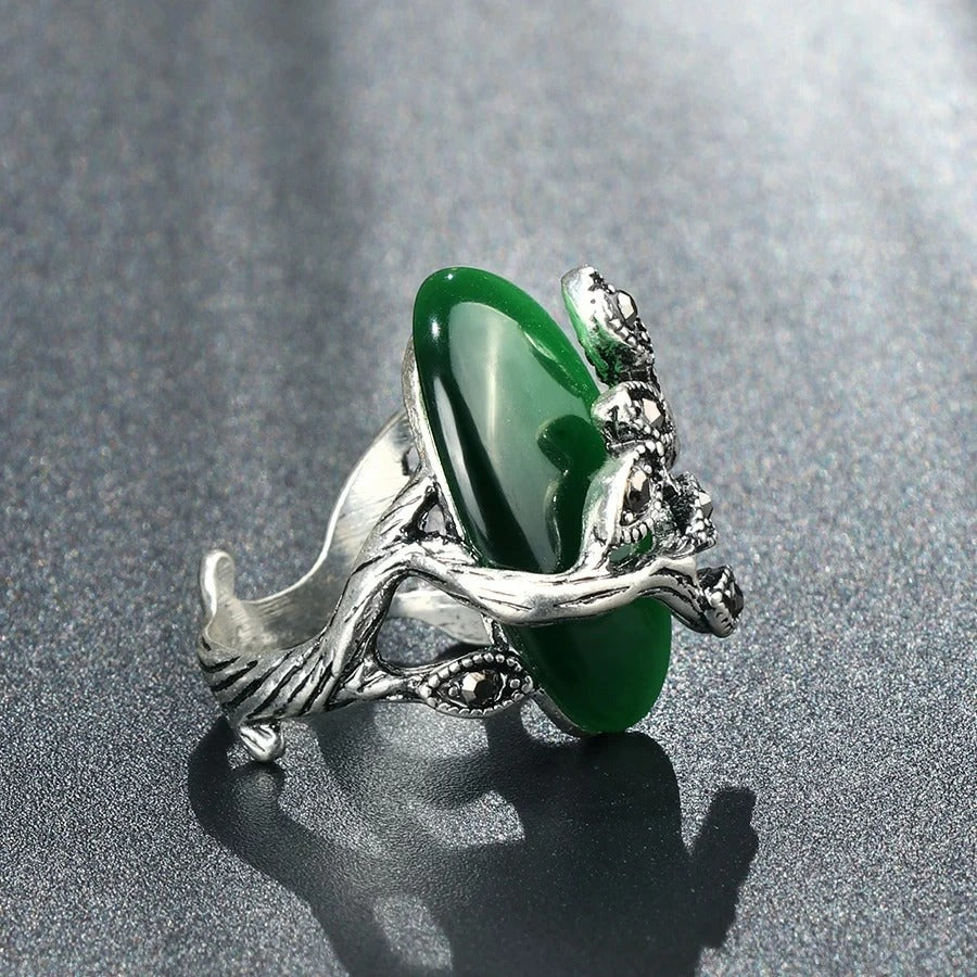 Vintage Handmade Austrian Green Blackened Silver Leaf Ring