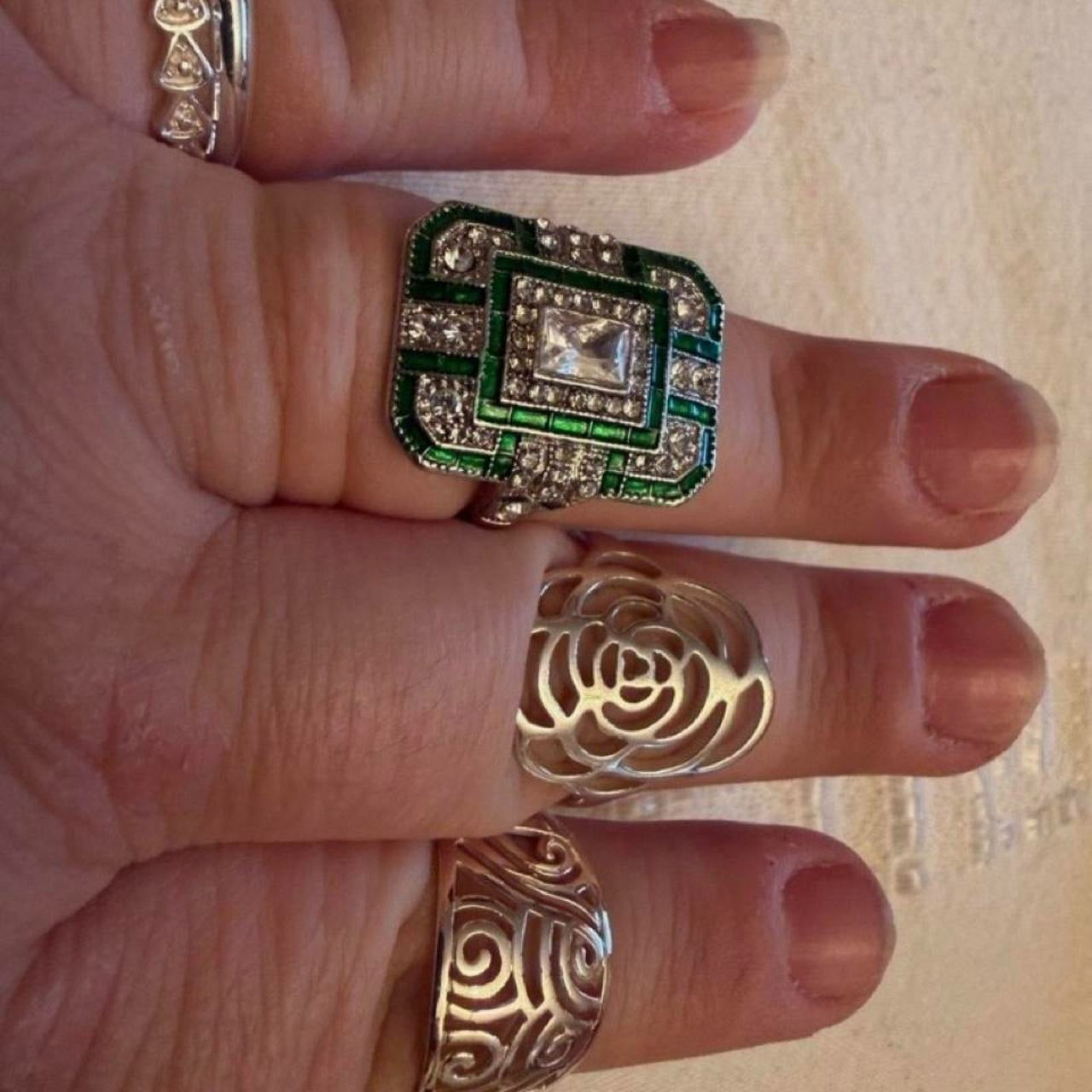 Vintage Art Deco Faux Green Sapphire & CZ Gemstone Ring