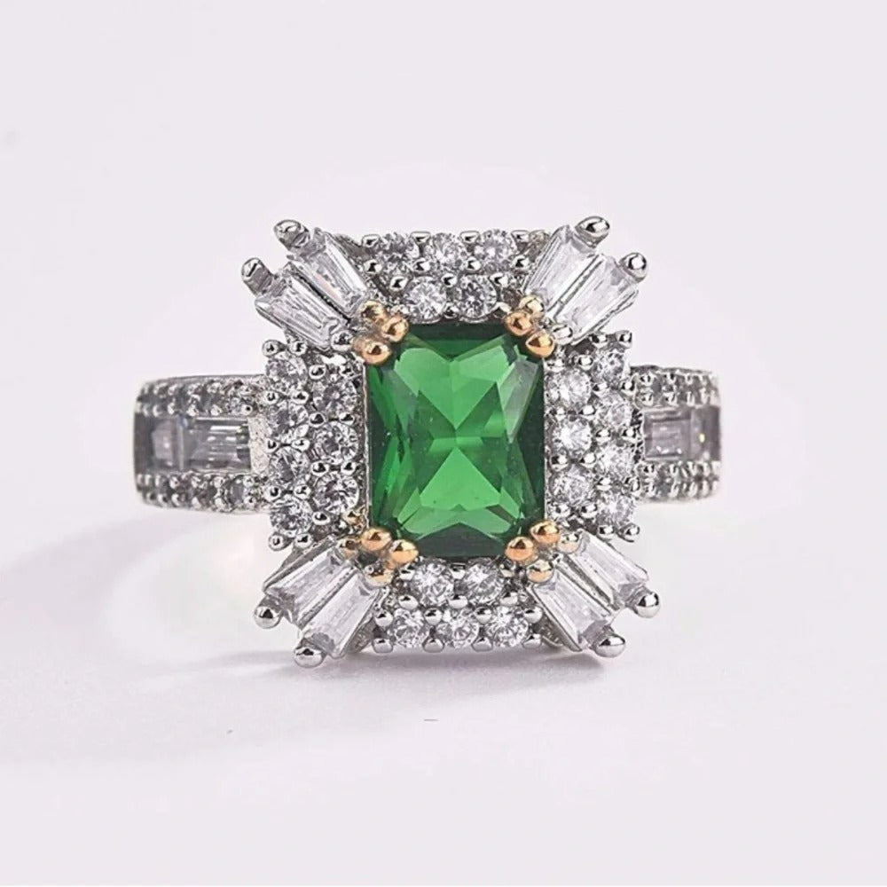 Vintage Green & White Floral Antique Silver Art Deco Ring