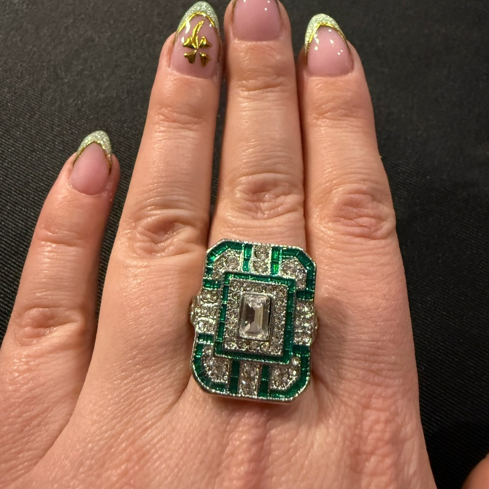 Vintage Art Deco Faux Green Sapphire & CZ Gemstone Ring